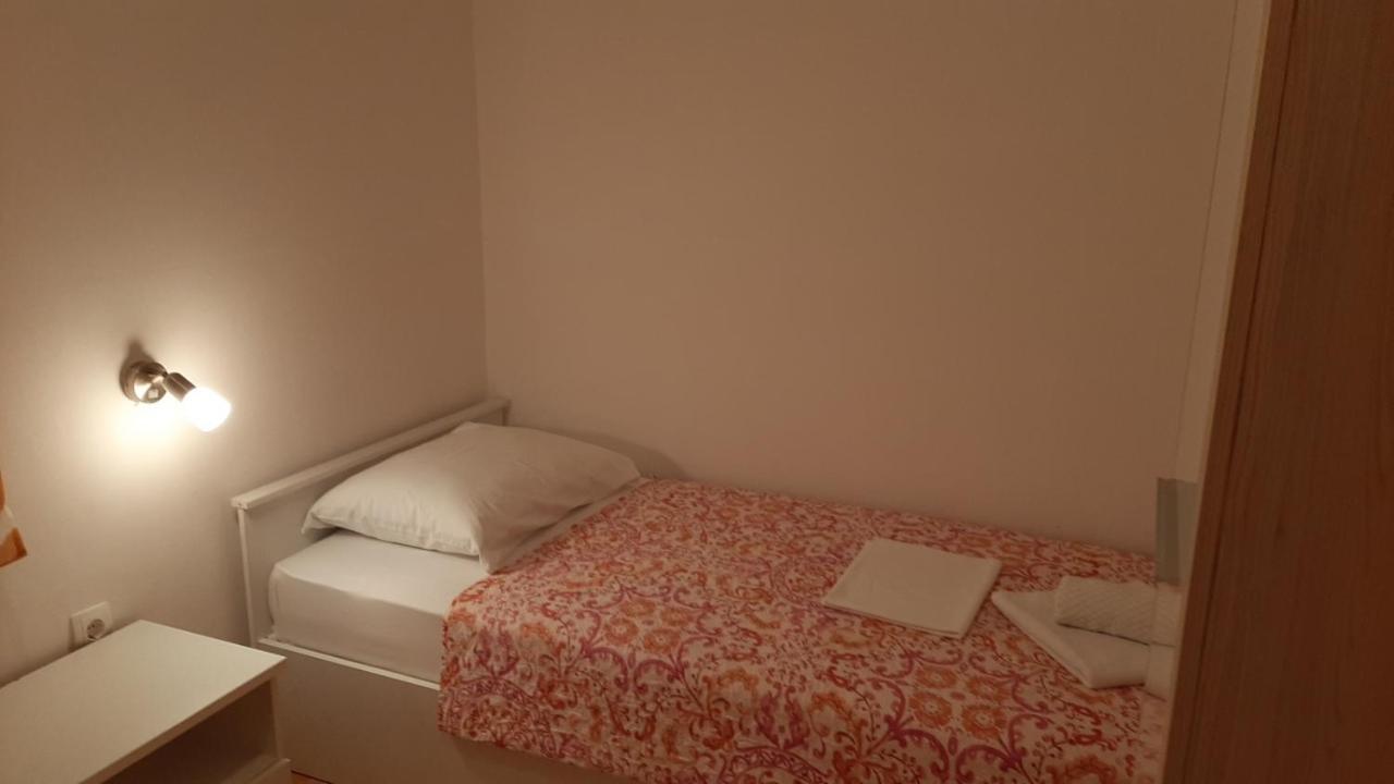 Villa Baska Eksteriør billede